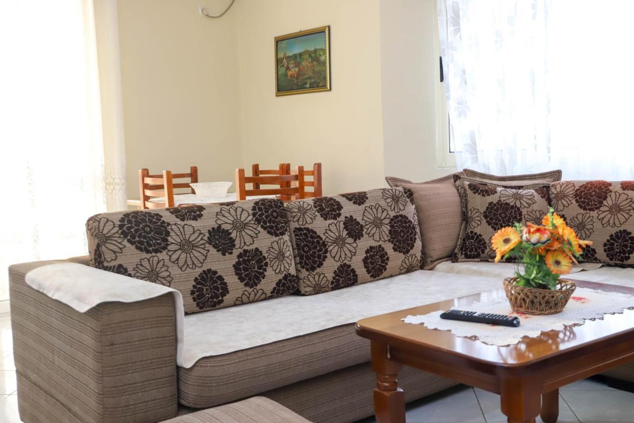 Gimi 4 Apartament *